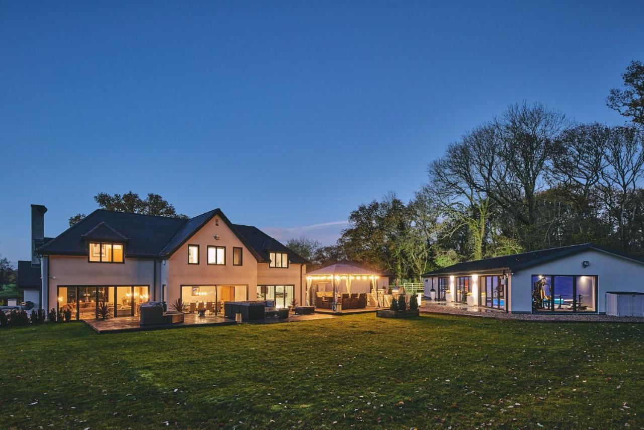 Villa Woodland House Belbroughton Esterno foto